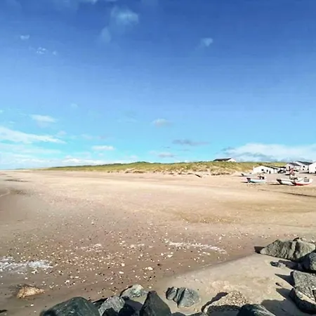 6 Person In Vestervig-by Traum *